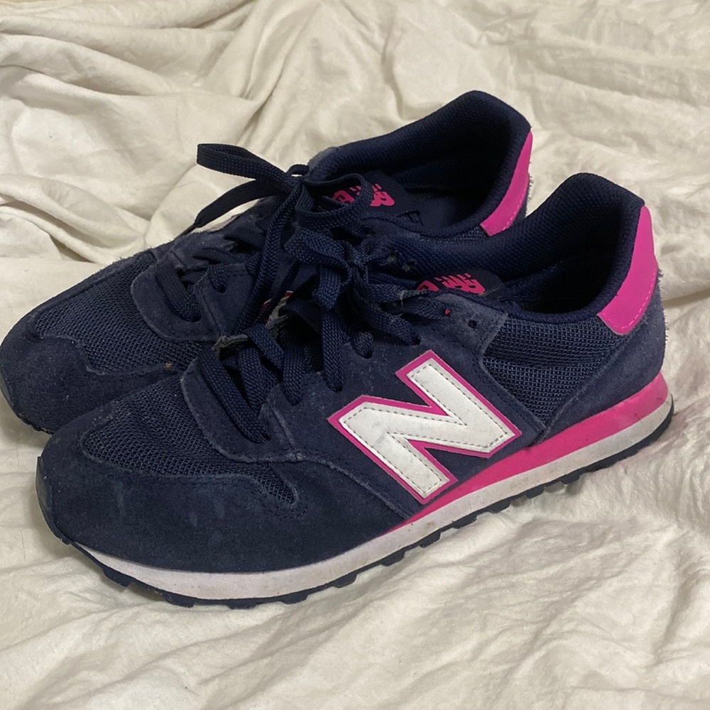 Womens new balance size 9